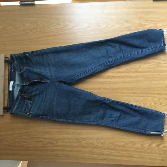 LOFT Skinny Ankle Jean Frayed - Picture 3 of 5
